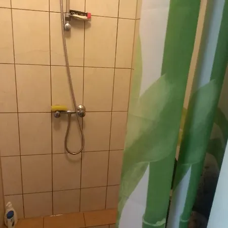 Letniskowy Roznow-zapora Prázdninový dům *
